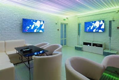 Белый VIP